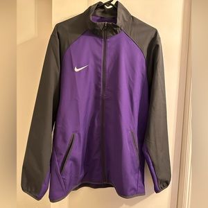 Ladies Nike Dri-fit lightweight coat